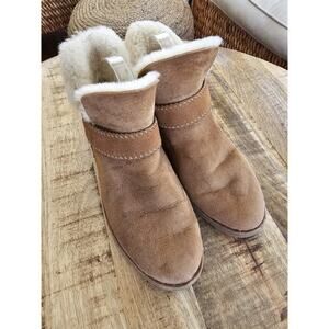 UGG Mckay Chestnut Suede Shearling Ankle Boots US 11 Women's